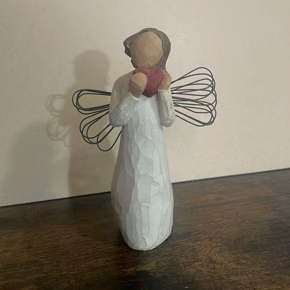 Willow Tree Angel of the Heart Figurine 2000